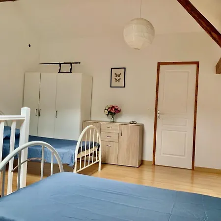 דירה Large Duplex Near Luxembourg *