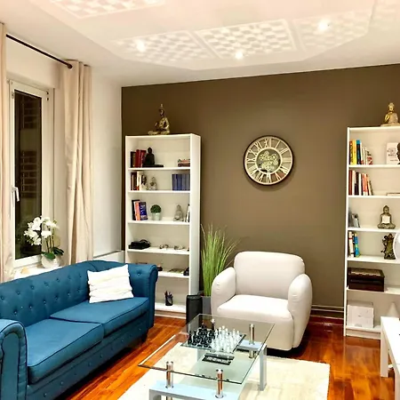 Large Duplex Near Luxembourg * לונווי